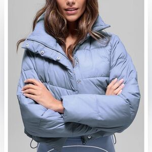 💙NWT ALO GOLD RUSH PUFFER JACKET IN COLOR WINTER FROST SIZE M